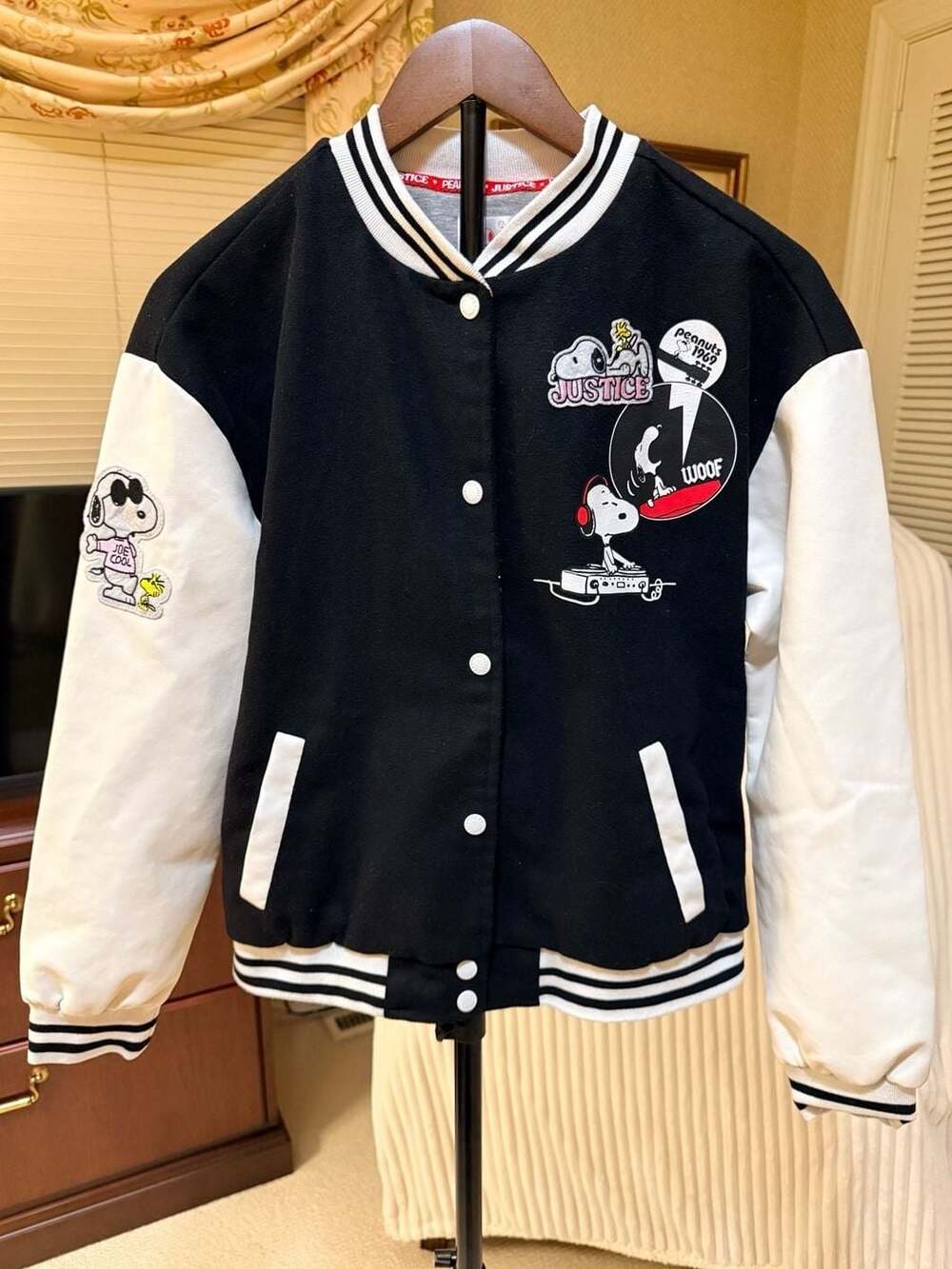 Justice Peanuts Snoopy Joe Cool Varsity Bomber Jacket Size XL